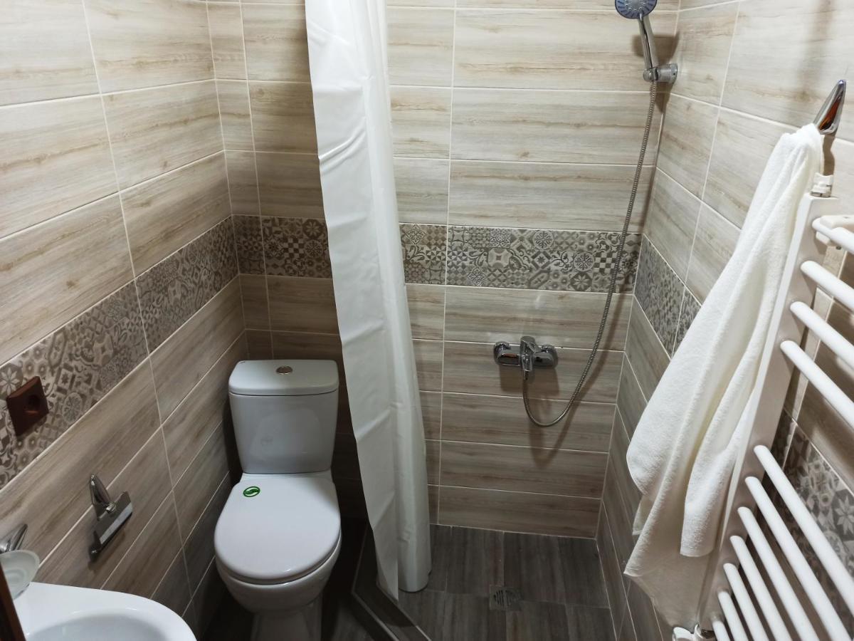 Jermatun Guest House Dilijan Esterno foto